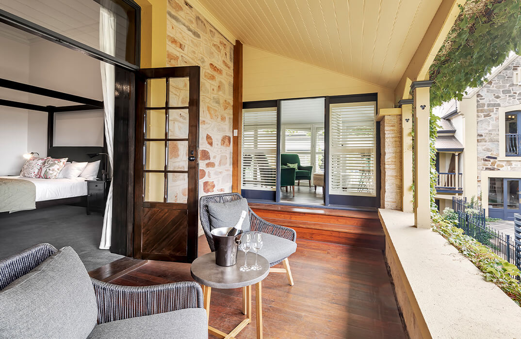 Mount Lofty House luxury lodge