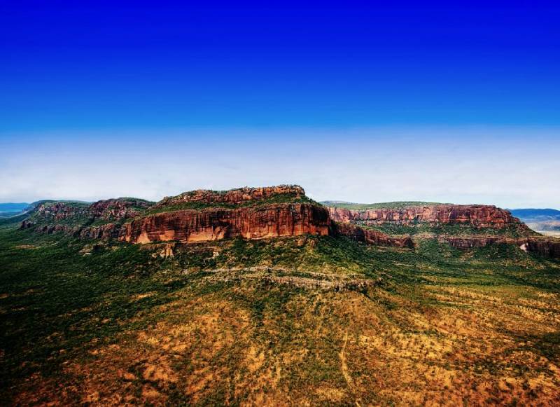Flight Mt Mulligan